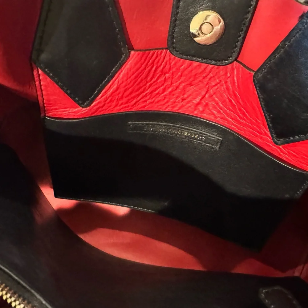 DIANE VON FURSTENBERG Leather Tote – Black with Red interior/gold tone hardware - Picture 14 of 15